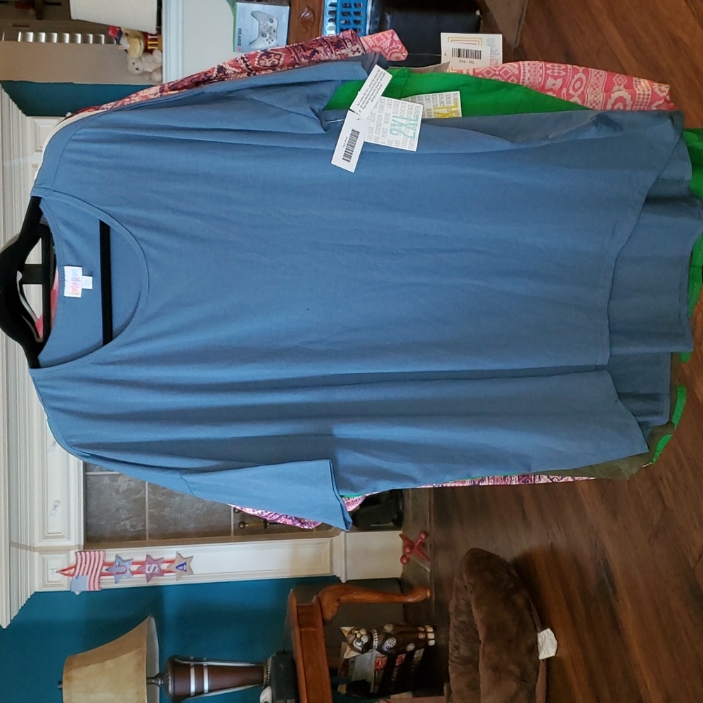 LuLaRoe 2XL Irma Top Blue Solid- NWT